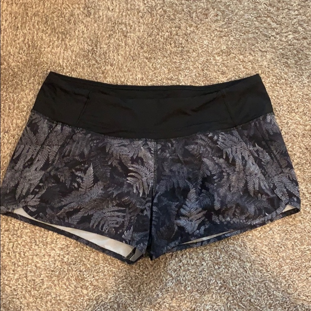 Lulu lemon running shorts